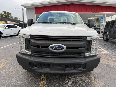 Used 2019 Ford F250 XL image 2