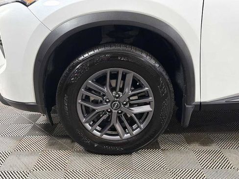 Certified 2025 Nissan Rogue S image 26