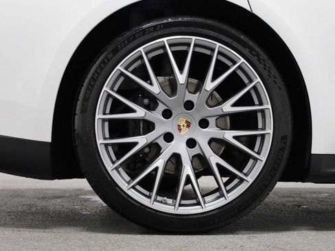 Certified 2024 Porsche Panamera 4 AWD/4WD image 36