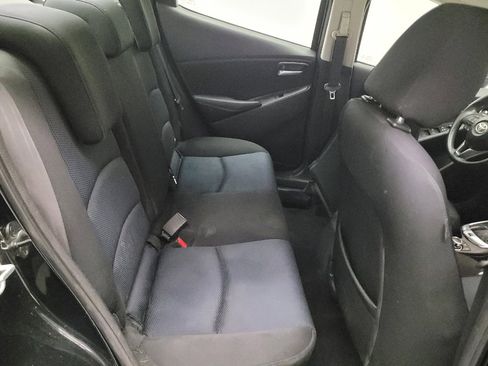 Used 2017 Toyota Yaris iA image 19