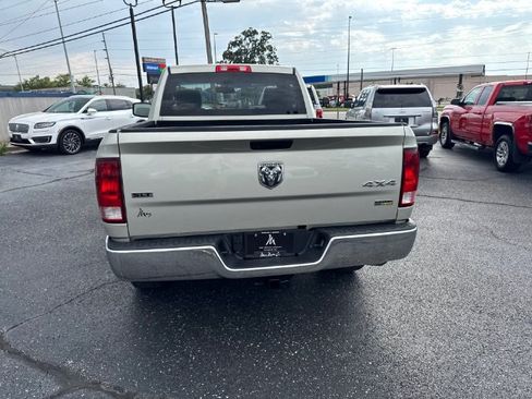 Used 2009 Dodge Ram 1500 Truck SLT w/ Popular Equipment Group AWD/4WD image 4