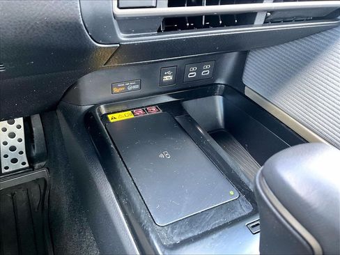 Used 2026 Toyota Camry SE w/ Convenience Package AWD/4WD image 27