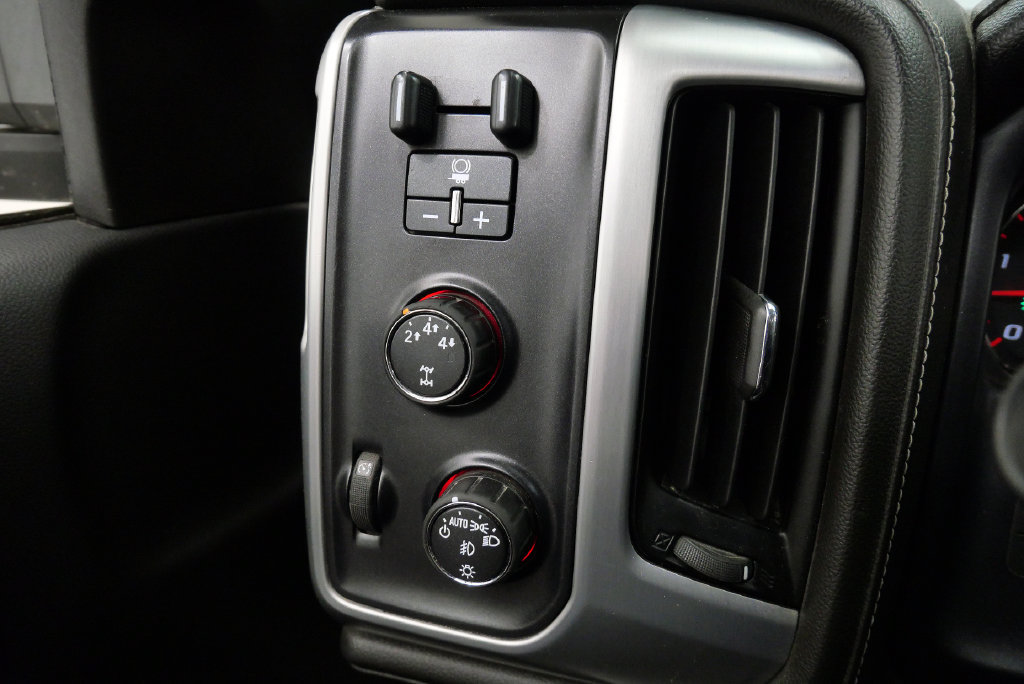 Used 2016 GMC Sierra 2500 SLE w/ SLE Preferred Package AWD/4WD image 26