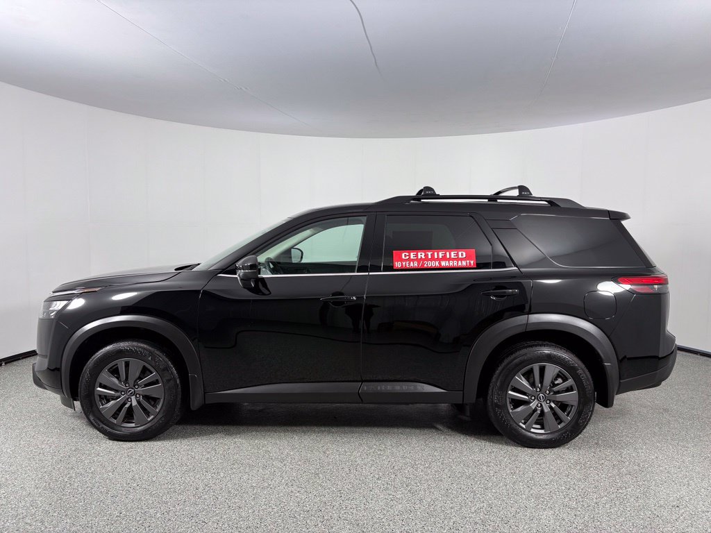 Used 2025 Nissan Pathfinder SV w/ SV Premium Package AWD/4WD image 4
