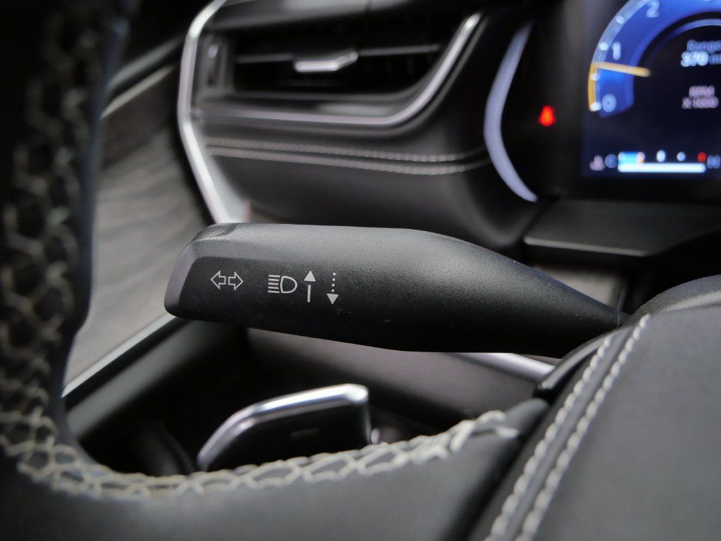 Used 2023 Jeep Grand Cherokee Overland AWD/4WD image 23