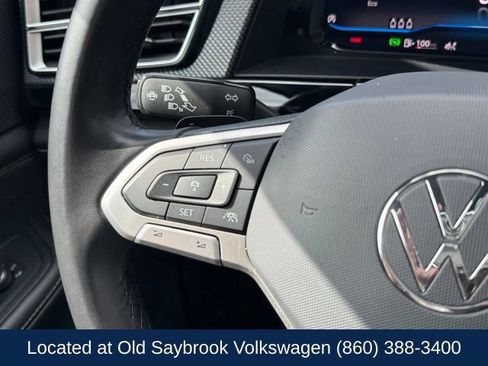Used 2024 Volkswagen Atlas Cross Sport SEL R-Line AWD/4WD image 36
