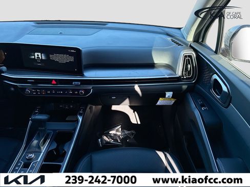 New 2026 Kia Sorento S w/ S Panoramic Sunroof Package image 18