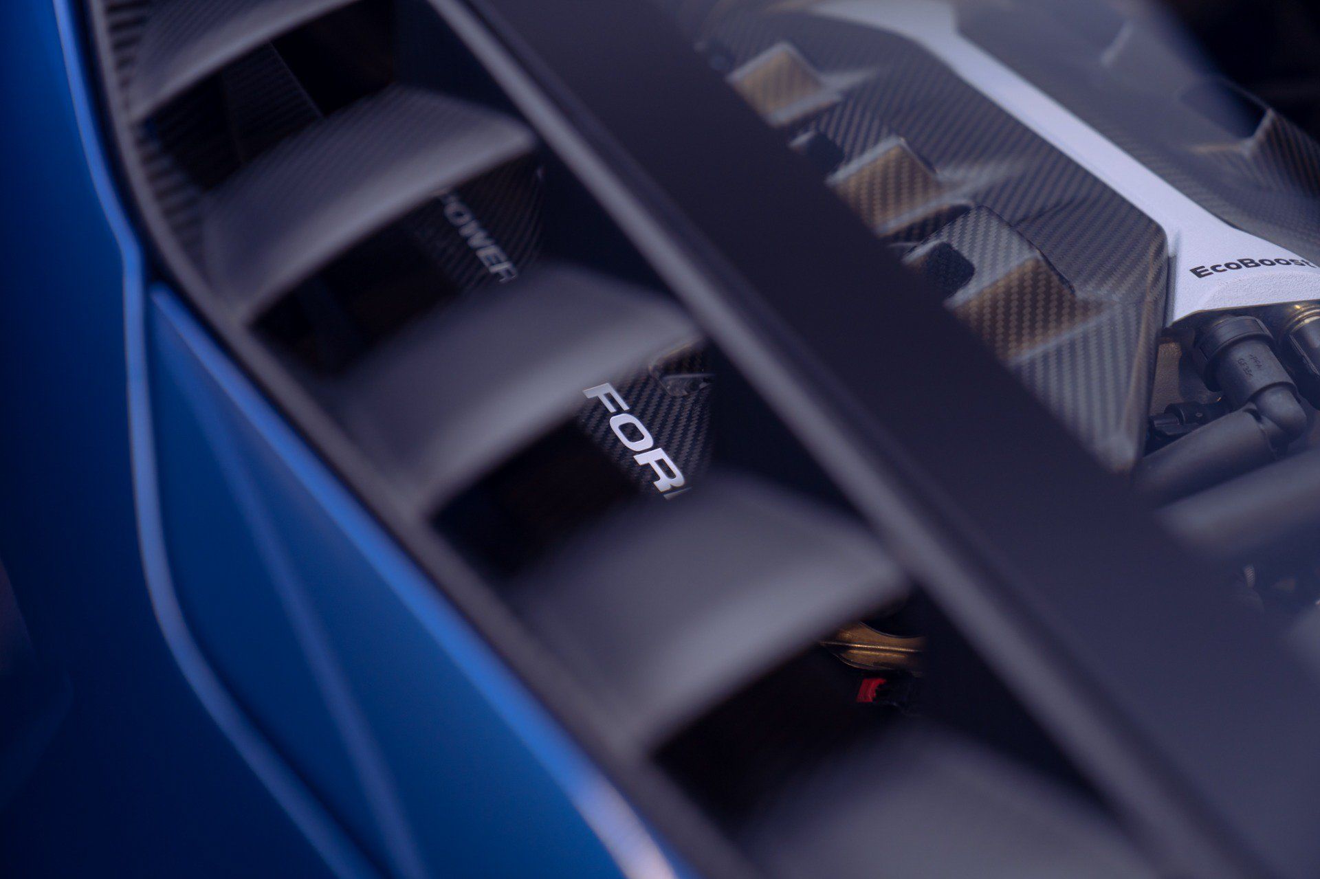 Used 2021 Ford GT RWD image 28