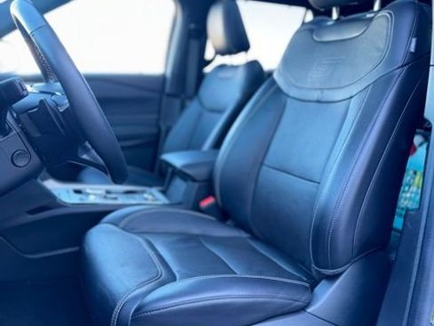 Used 2023 Ford Explorer ST w/ Equipment Group 401A image 13