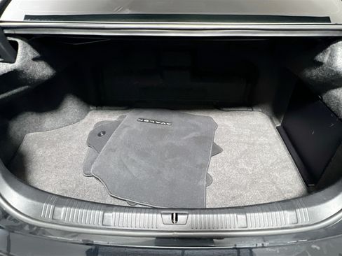 Used 2016 Toyota Avalon XLE Plus FWD image 34