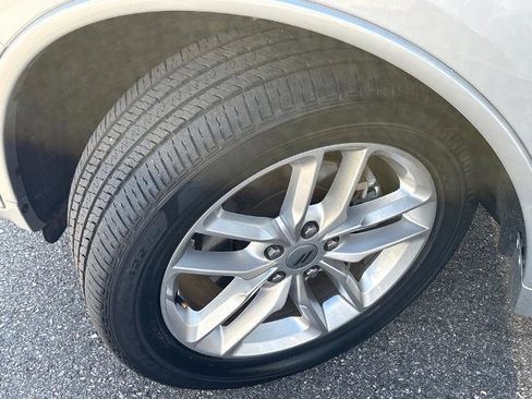 Used 2023 Dodge Durango GT image 24