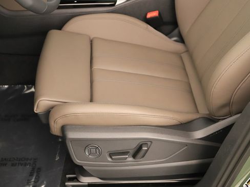 New 2026 Audi Q5 Premium Plus AWD/4WD image 24