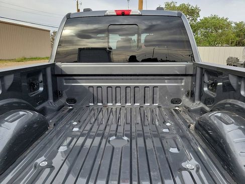 Used 2023 Ford F250 Lariat w/ FX4 Off-Road Package AWD/4WD image 15
