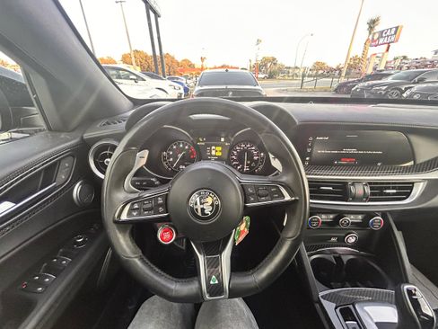 Used 2022 Alfa Romeo Stelvio Quadrifoglio w/ Active Assist Plus Package image 11