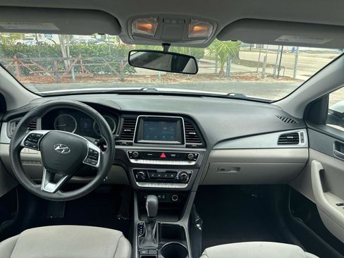 Used 2019 Hyundai Sonata SE FWD image 6
