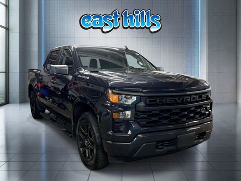 Certified 2022 Chevrolet Silverado 1500 Custom AWD/4WD image 1