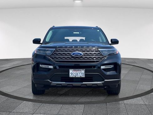 Used 2023 Ford Explorer XLT w/ Equipment Group 202A RWD image 11