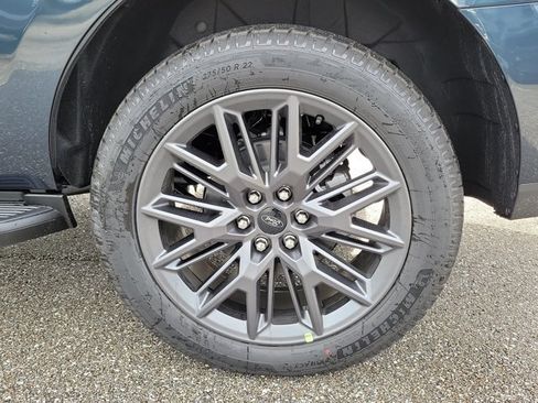 New 2026 Ford Expedition Platinum w/ Stealth Appearance Package AWD/4WD image 6