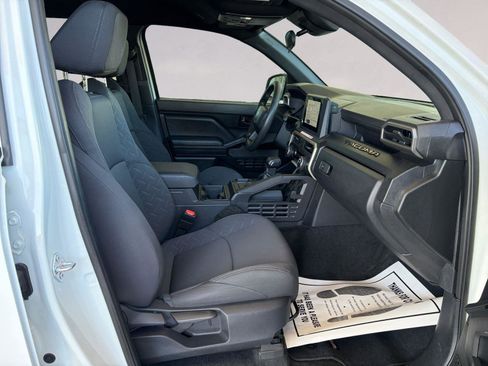 Certified 2025 Toyota Tacoma SR image 15