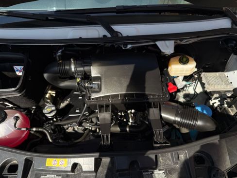 Used 2022 Mercedes-Benz Sprinter 2500 image 31