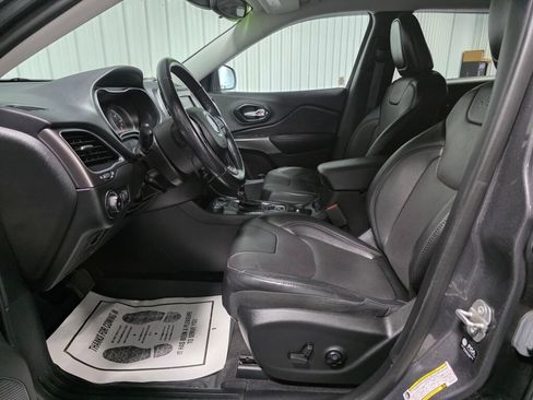 Used 2021 Jeep Cherokee Latitude Lux AWD/4WD image 10