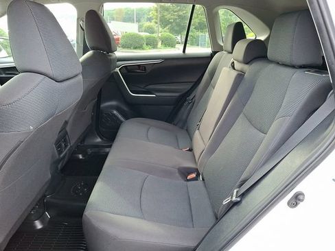 Certified 2022 Toyota RAV4 LE AWD/4WD image 10