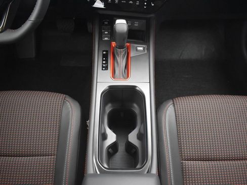 New 2026 Nissan Kicks SR w/ Cold Weather Package image 12