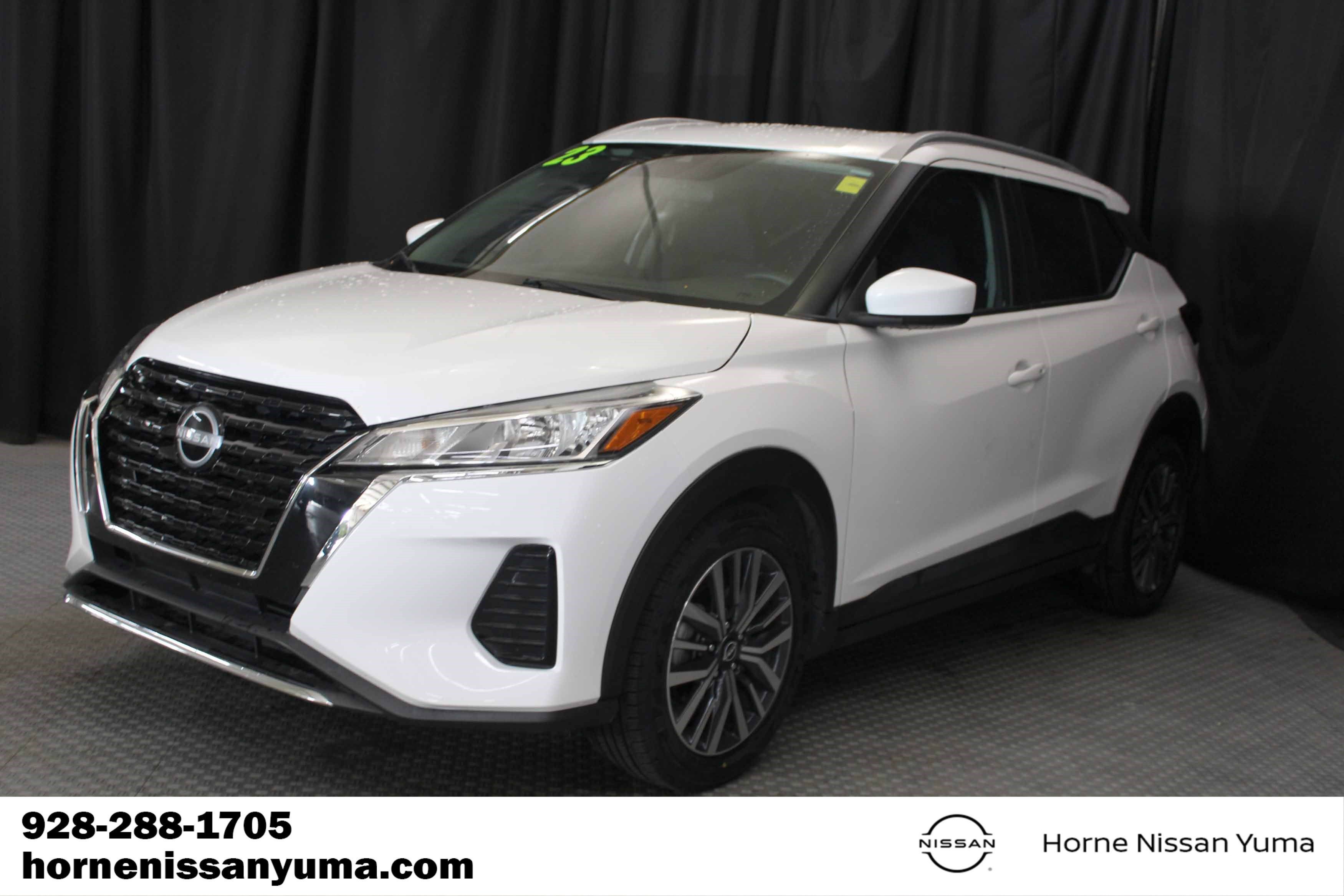 Used 2023 Nissan Kicks SV FWD image 3