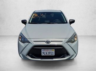 Used 2020 Toyota Yaris LE FWD video 2