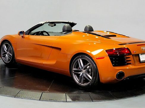 Used 2015 Audi R8 V8 w/ Full Leather Package image 5