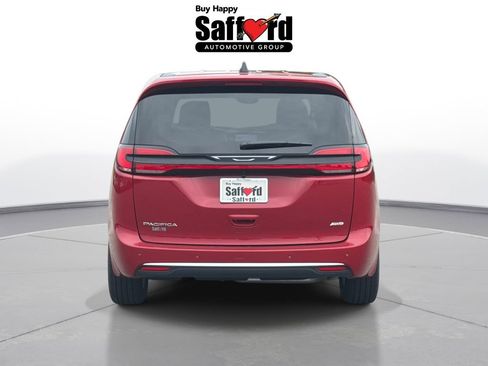 New 2027 Chrysler Pacifica Select AWD/4WD image 18