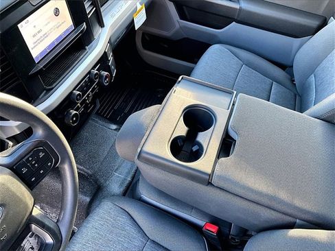 New 2026 Ford F250 XL w/ FX4 Off-Road Package image 9