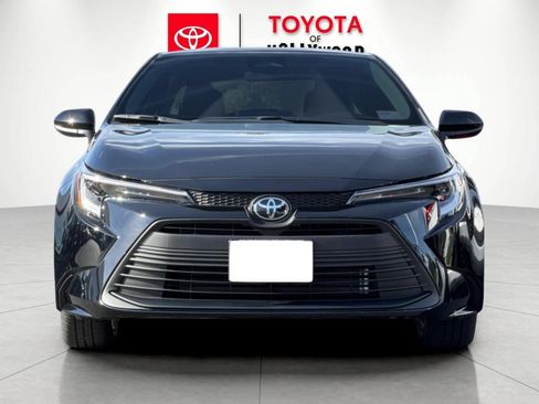 New 2026 Toyota Corolla LE FWD image 8