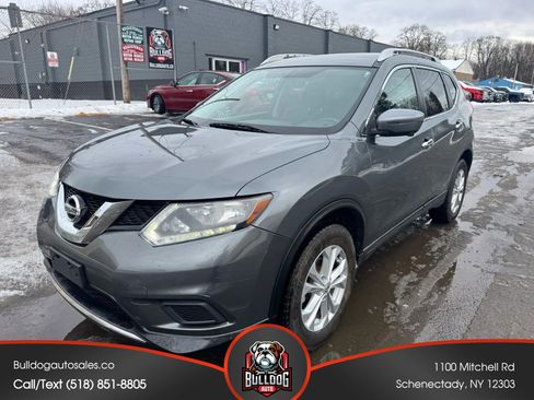 Used 2016 Nissan Rogue SV w/ SV Premium Package image 1