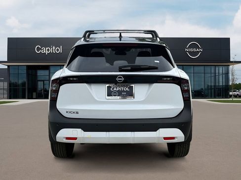New 2026 Nissan Kicks SV image 6