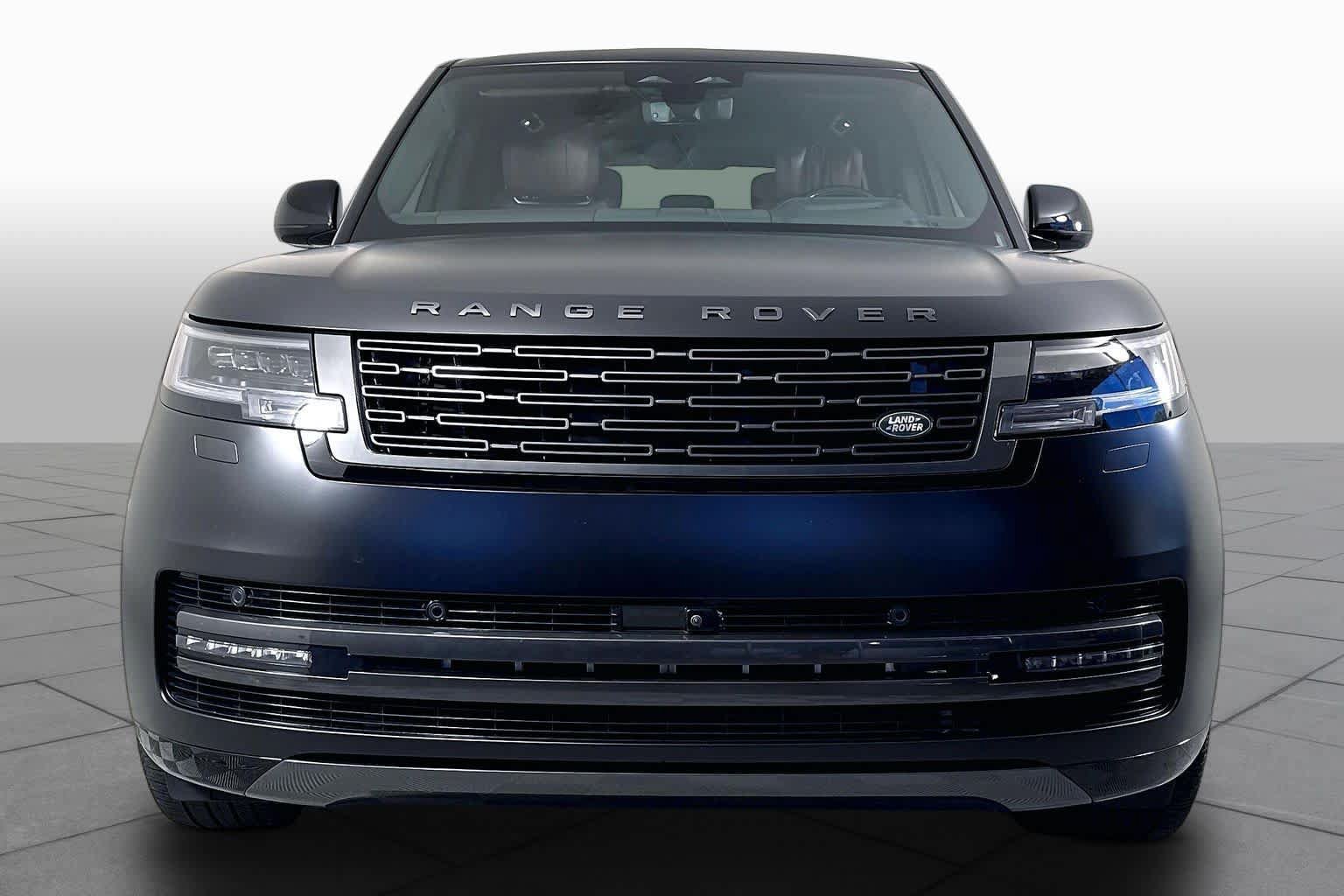 Used 2026 Land Rover Range Rover Autobiography AWD/4WD image 3