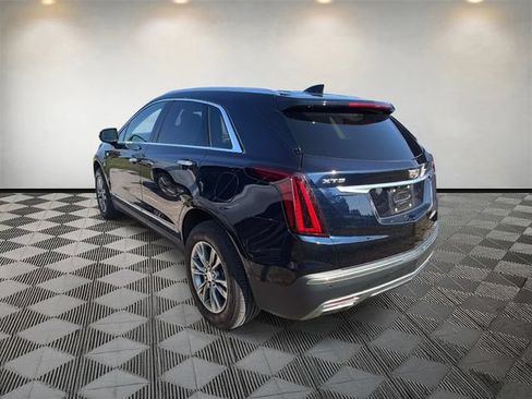 Used 2021 Cadillac XT5 Premium Luxury FWD image 8