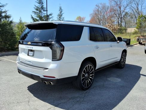Certified 2025 Chevrolet Tahoe High Country AWD/4WD image 5