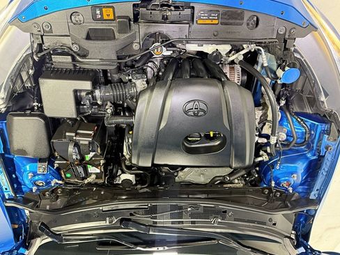 Used 2020 Toyota Yaris LE image 36