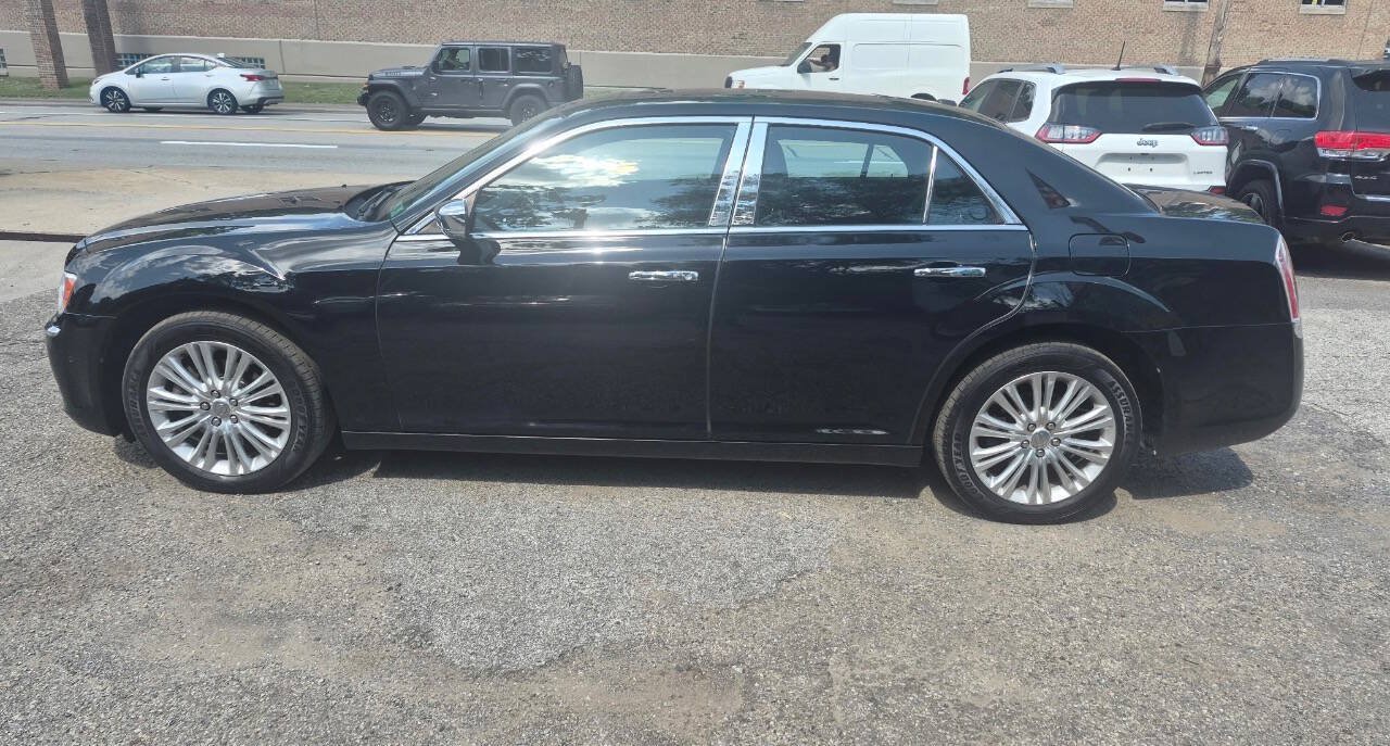 Used 2014 Chrysler 300 C w/ Light Group AWD/4WD image 2