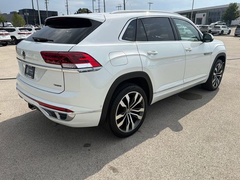 Certified 2023 Volkswagen Atlas Cross Sport SEL Premium R-Line AWD/4WD image 6