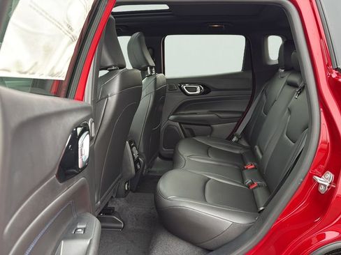 New 2026 Jeep Compass Limited w/ Sun, Sound & Navigation Group AWD/4WD image 20