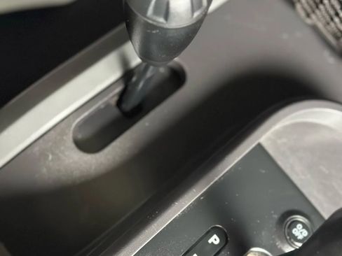 Used 2010 Jeep Wrangler Unlimited Rubicon w/ Dual Top Group image 15