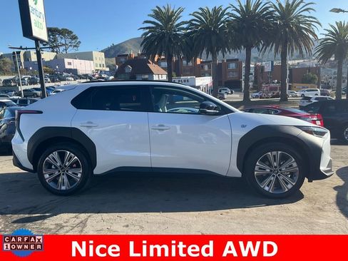 Used 2024 Subaru Solterra Limited w/ Limited Package image 3