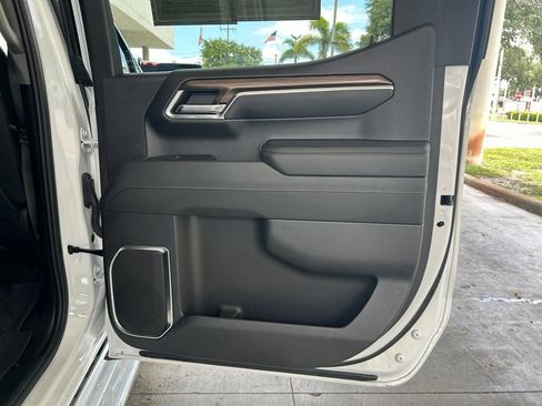 Used 2023 Chevrolet Silverado 1500 LT RWD image 34