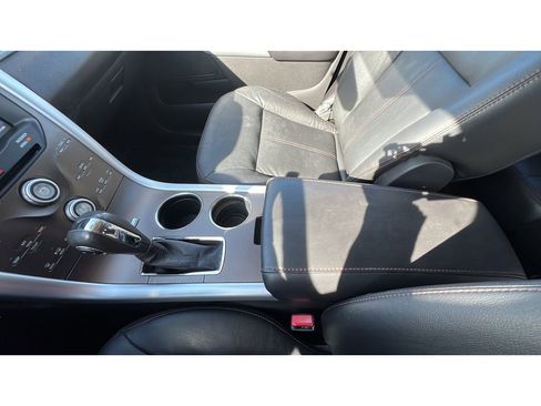 Used 2013 Ford Edge SEL image 20