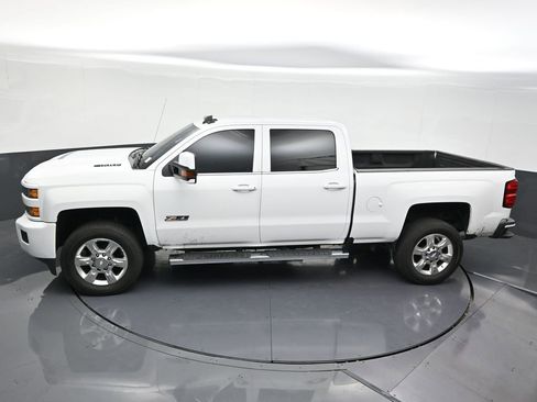 Used 2018 Chevrolet Silverado 2500 LTZ w/ Duramax Plus Package image 16
