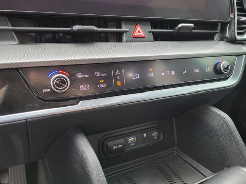 Certified 2023 Kia Sportage SX FWD image 15