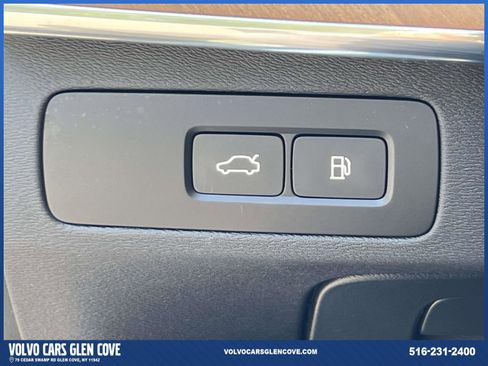 Used 2025 Volvo XC90 T8 Plus w/ Protection Package Premier AWD/4WD image 20