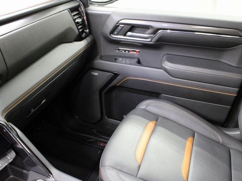Used 2024 GMC Sierra 1500 AT4 image 30